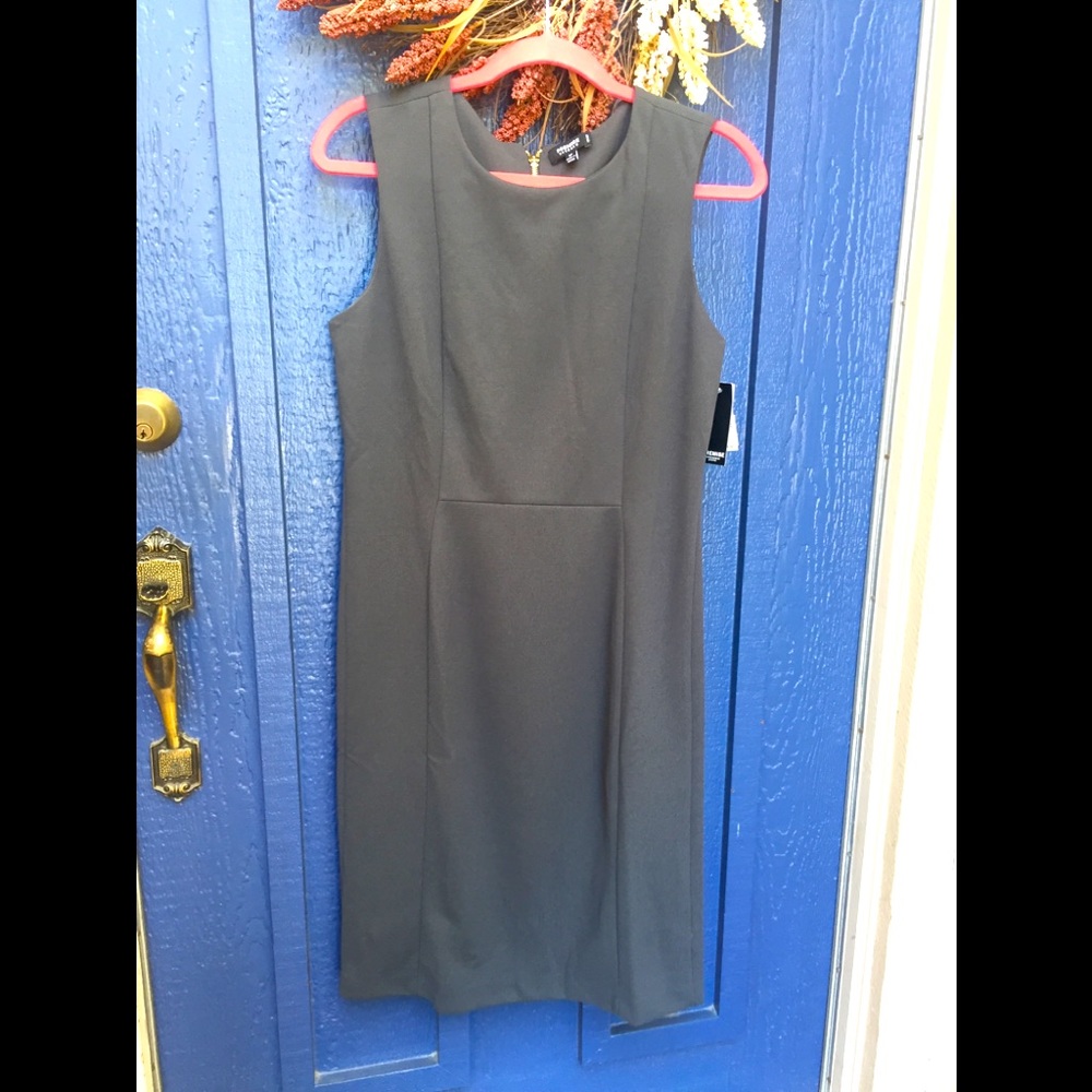 Premise Grey Sheath Dress NWT 🌿A2